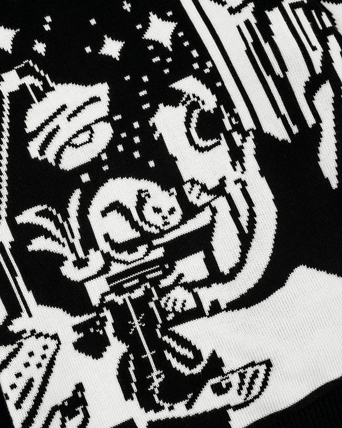 ROBBY Retro Graffiti Knitted Sweater