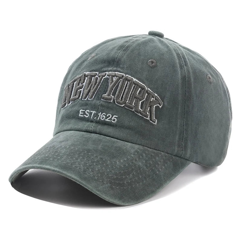 ROBBY New York Washed Snapback Hat